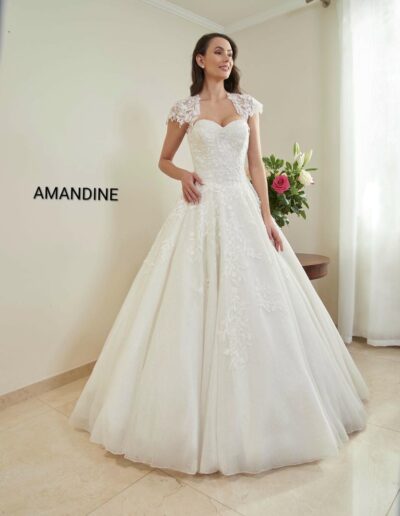 AMANDINE